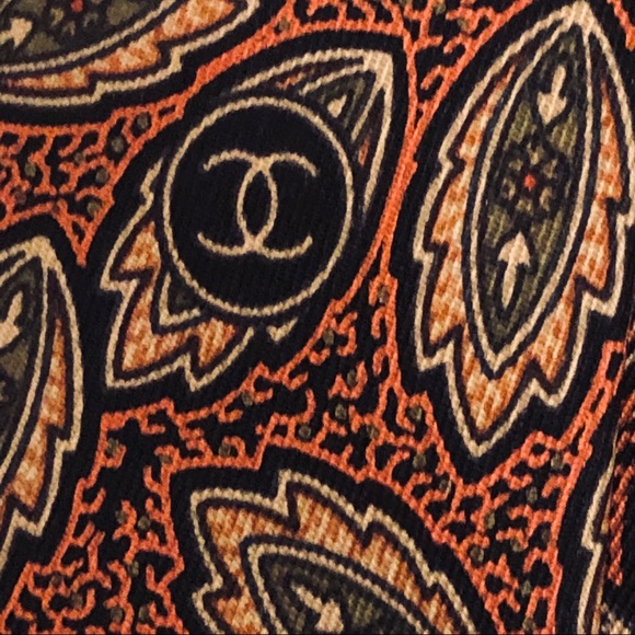 Chanel tie - Picture 4 of 6